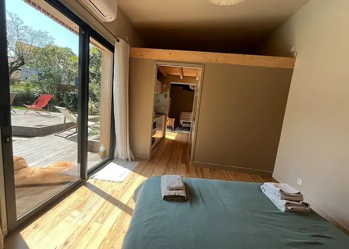 Casa de Férias La Petite Dependance *